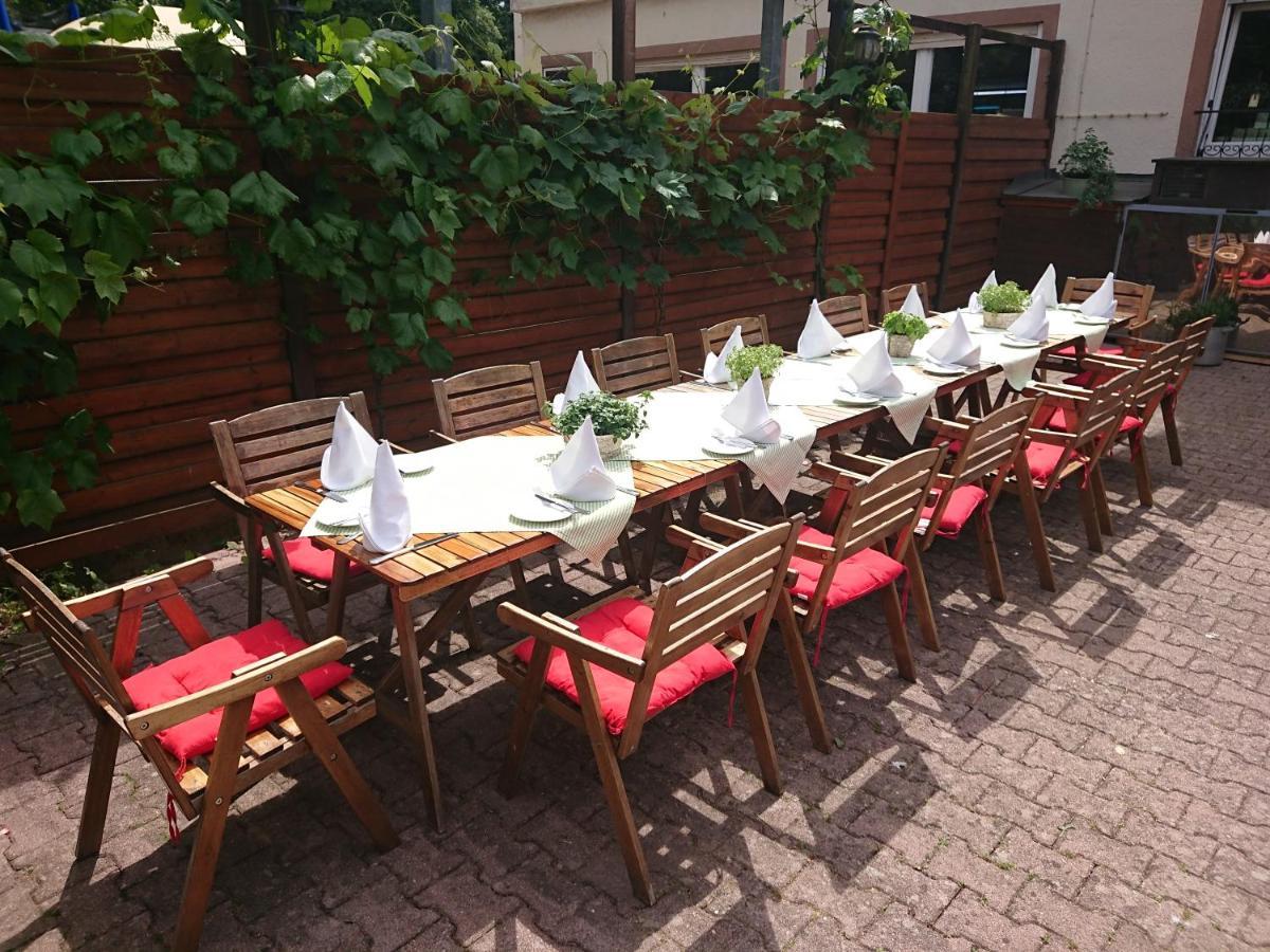 Landgasthof Gaensberg Wiesloch Exterior foto